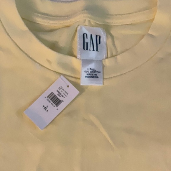 GAP Yellow Crop T-Shirt - Picture 2 of 5
